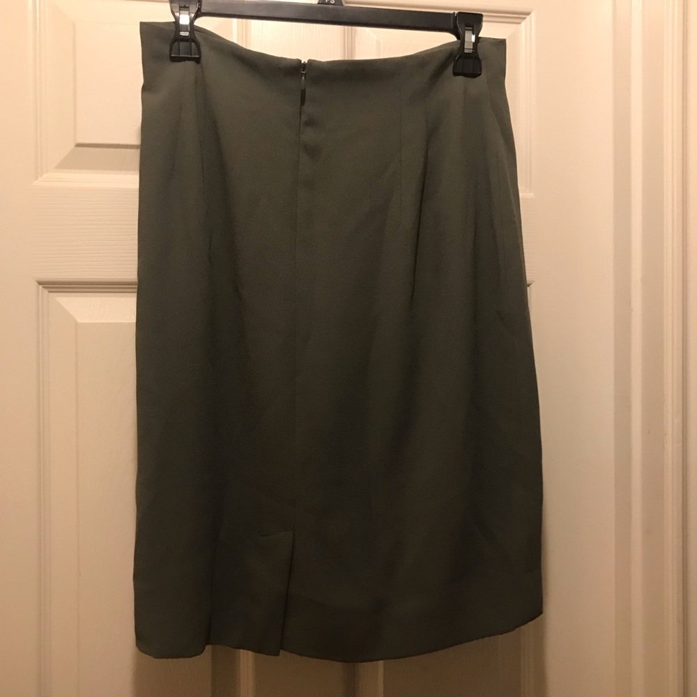 Grey SZ 10 skirt - Picture 2 of 3
